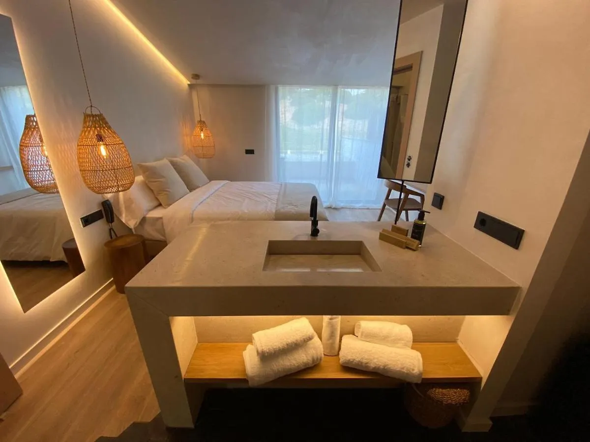 فندق S'Estancia Suites إيز ميركاذال
