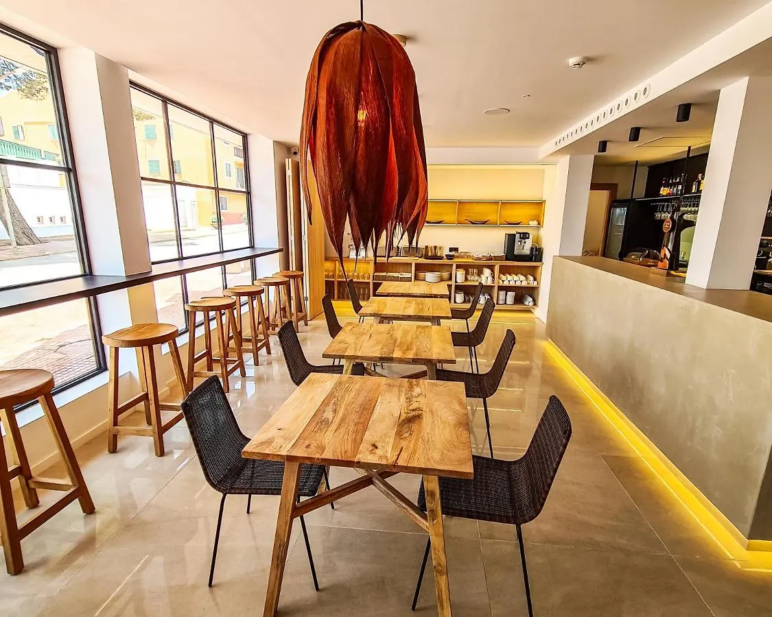 فندق S'Estancia Suites إيز ميركاذال