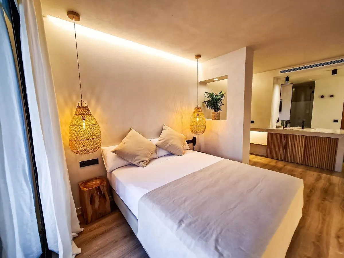 فندق S'Estancia Suites إيز ميركاذال