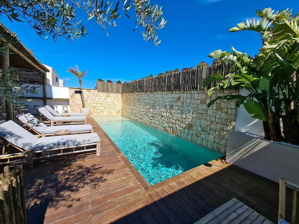 S'Estancia Suites إيز ميركاذال إسبانيا
